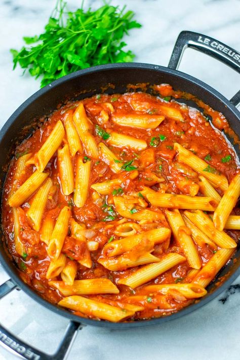 Veggie Pasta With Red Sauce, Diced Tomato Pasta Sauce, Best Red Sauce Pasta Recipes, Diced Tomato Pasta, Tomato Pasta Recipes Easy, Pasta With Red Sauce Recipes, Easy Red Sauce Pasta Recipes, Spicy Red Sauce Pasta, Red Pasta Recipes