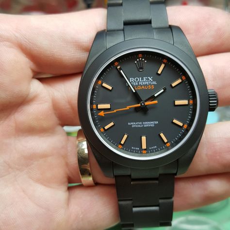 Rolex Sir, Black Rolex, Rolex Bracelet, Rolex Milgauss, Rolex Watches For Men, Dream Watches, Men Hairstyles, Expensive Watches, Vintage Watches For Men