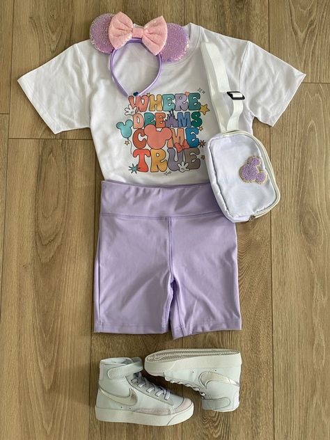 Disneyland Birthday Shirt, Disneyland Kids Outfit, Disney Outfits Kids Girls Ideas, Disney Outfits Girls Kids, Toddler Disney Outfit Girl, Disney Outfits Toddler Girl, Toddler Girl Disney Outfit, Disney Magic Kingdom Outfit, Girl Disney Outfits