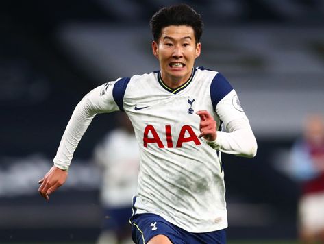 Tottenham offer Son Heung-min 200k-a-week contract after Jose Mourinho plea #football #soccer #sports #futbol #fifa #sport #premierleague #championsleague #futebol #messi #seriea #goal #ronaldo #nike #realmadrid #cr #ball #fussball #team #news Son Heung Min, Cristiano Ronaldo Manchester, Cute Football Players, Min Son, Football Players Images, Football Photography, Football Icon, José Mourinho, Gareth Bale