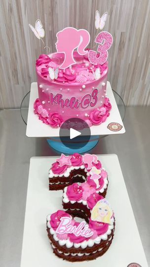 Barbie Cake Recipe, Barbie Number Cake, Simple Barbie Cake, Barbie Cake Ideas, Cake Letters, Cake Barbie, Barbie Cupcakes, Cake Lettering, Barbie Sets