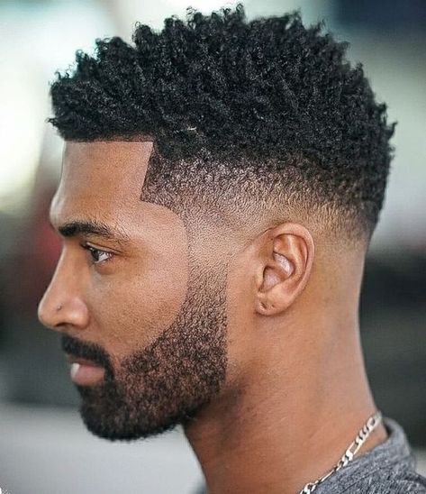 African American Haircuts, Black Man Haircut Fade, Black Haircut Styles, Afro Hairstyles Men, Black Hair Cuts, Low Fade Haircut, Black Men Haircuts, Fesyen Rambut, American Hairstyles