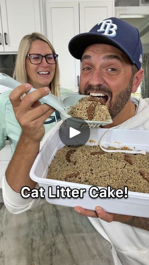 3.8M views · 70K reactions | Cat Litter Cake | Cat Litter Cake Prank! 😸🤢  You gotta make this for your next party! | By Team BalmertFacebook Cat Litter Dessert, Cat Litter Cake Recipe, Cat Box Cake, Kitty Litter Cake Recipe, Kitty Cat Cakes For Kids, Cat Litter Box Cake, Cat Litter Cake, Cake Prank, Team Balmert