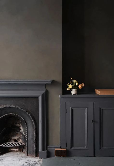 Dark Painted Fireplace, Rustic Minimalism, Painted Fireplace, Dove House, Black Fireplace, Bath Store, Window Benches, Colour Ideas, Brown Walls