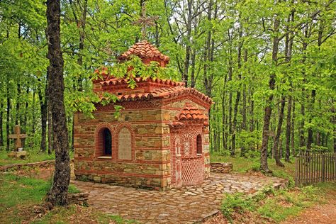 Most Beautiful Chapels in Europe | Architectural Digest Beautiful Chapels, Storybook Homes, Church Pictures, Sacred Architecture, Landscape Photography Tips, Religious Architecture, Europe Photos, Old Churches, Country Church