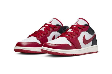 Air Jordan 1 Low "Chicago"- Like Official Look | HYPEBEAST Jordan 1 Low Chicago, Tennis Jacket, 70s Converse, Jordan 1 Low White, Nike X Travis Scott, Low Air Jordan 1, Nike Air Jordan 1 Low, Jordan 2, Nike Dunk High