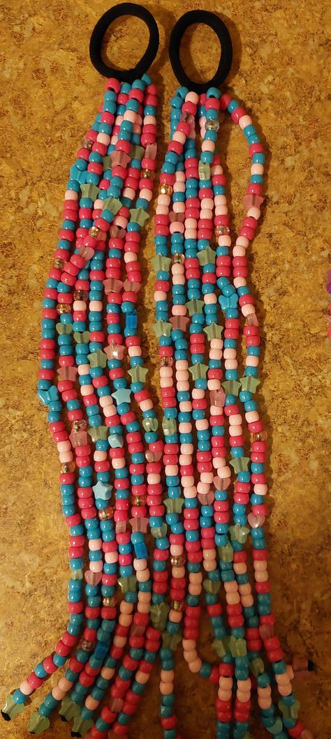 Beaded ponytails, inspired by kandi, for girls, women and kids, for any occasions Kandi Water Bottle Holder, Pony Bead Crochet, Cat Pony Bead Patterns, Kandi Handcuff, Undertale Kandi, Kandi Ideas Pattern, Kandi Bracelets Patterns, Kandi Tie, Kandi Belt