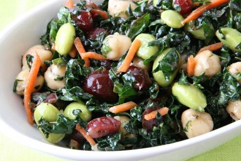 Kale, Cranberry, Chickpea, Edamame Salad (aka Better than Trader Joe’s Kale Salad) Edamame Recipes Salad, Bistro Salad, Edamame Recipes, Salad Kale, Edamame Salad, Resep Salad, Salad Healthy, Kale Recipes, Think Food