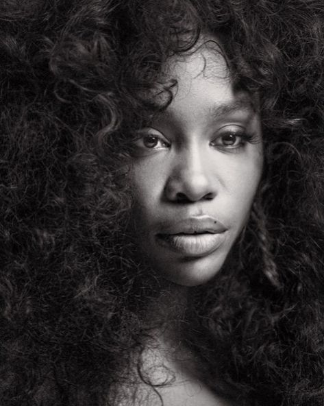 SZA for V Magazine Sza Singer Black And White, Sza Singer Drawing Pencil, Sza Portrait Reference, Sza Black And White Photo, Sza Aesthetic Black And White, Sza Singer Wallpaper, Broken Clocks Sza, Sza Pics, Singer Wallpaper