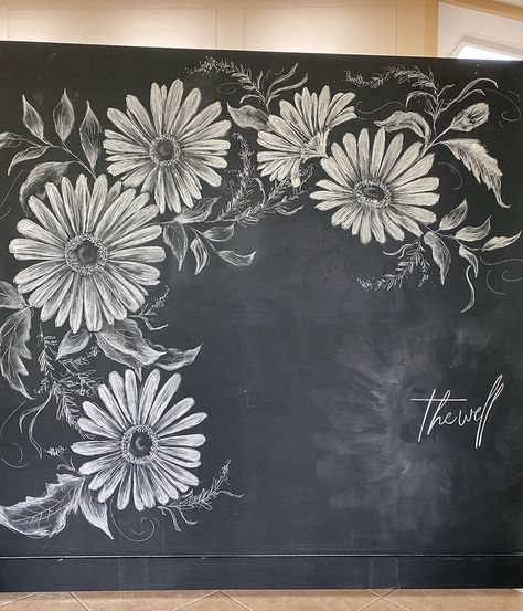 Cute Blackboard Ideas, Chalkboard Decoration Ideas, Cool Chalkboard Art, Board Drawing Chalk, Large Chalkboard Art, Drawing For Board Decoration, Farmhouse Chalkboard Art, Chalk Drawing On Black Board, Black Board Art Chalkboards