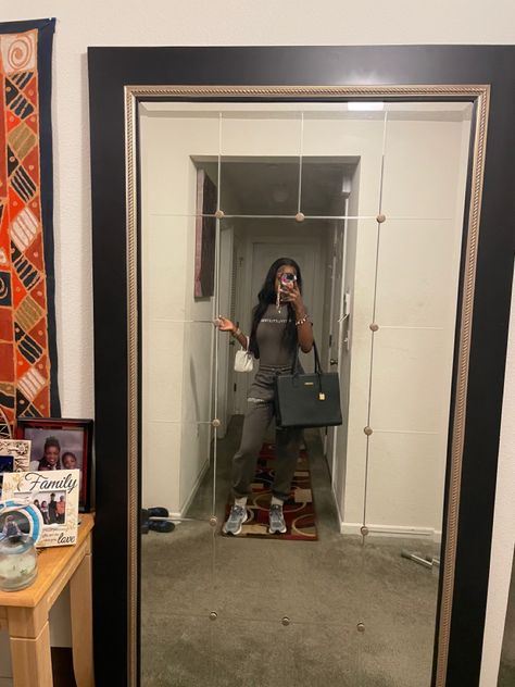 Bodysuit and joggers from pretty little thing shoes are from new balance bought them on foot locker Joggers And Bodysuit Outfit, Bodysuit And Joggers, Bodysuit Outfit, Pretty Little Thing, Lockers, New Balance, Instagram Photos, Photo And Video, Instagram Photo