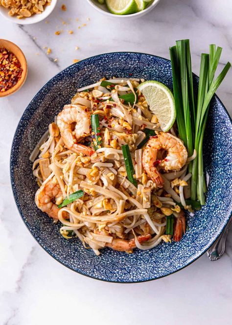 Want to easily make authentic Pad Thai at home? The key thing you need is a jar of this homemade Pad Thai Sauce in your fridge and you can have fresh, amazing, Authentic Pad Thai any night for dinner at a fraction of the cost of takeout. #thairecipe #padthai #padthaisauce #homemade Pad Thai Recipe Authentic, Homemade Pad Thai, Street Food Recipe, Thai Street Food Recipes, Pad Thai Sauce, Pad Thai Noodles, Thai Sauce, Thai Recipe, Pad Thai Recipe