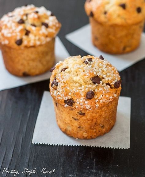 Bakery Style Chocolate Chip Muffins Bakery Style Chocolate Chip Muffins, Cherry Muffins, Lemon Tart Recipe, Bakery Style Muffins, Double Chocolate Muffins, Coffee Cake Muffins, Soft Sugar Cookies, Chocolate Espresso, Treats Recipes