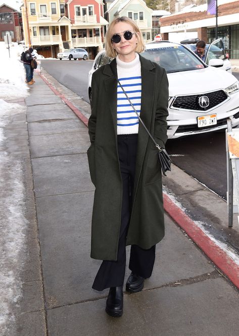 Carey Mulligan in a sweater, long coat, wide leg pants and boots | For more style inspiration visit 40plusstyle.com Carey Mulligan Style, Carey Mulligan, Sundance Film Festival, Sundance Film, Winter Outfit Inspiration, Style Inspiration Winter, Celebrity Street Style, Work Wardrobe, Street Style Looks