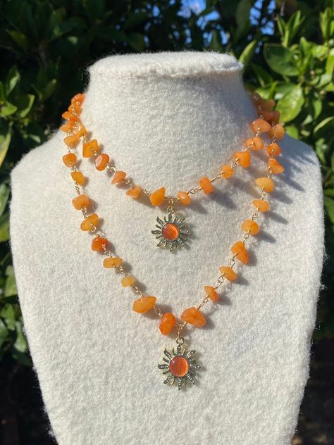 HappyBeadzBoutique - Etsy Sun Jewelry, Orange Jewelry, Art Help, Orange Necklace, Carnelian Jewelry, Carnelian Crystal, Carnelian Necklace, Orange Crystals, Gold Jewelry Necklace