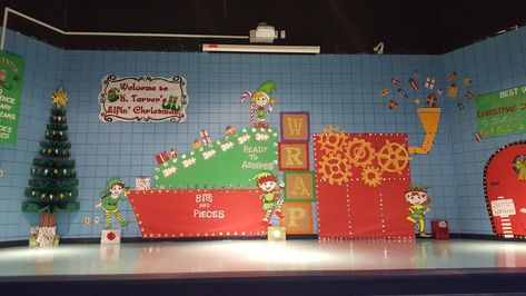 Santa Workshop School Hallway, Christmas Santas Workshop Decorations, Santas Workshop Bulletin Board Ideas, Santa Workshop Theme Decorations, Classroom Window Display, Classroom Wall Displays, School Hallway, Christmas Bulletin Board, Winter Carnival