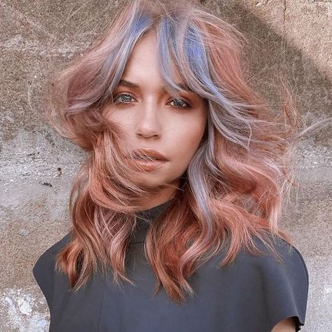 Color Block Hair, Modern Shag Haircut, Money Piece, Haircuts For Wavy Hair, Shag Hairstyles, Shag Haircut, Penteado Cabelo Curto, Pastel Hair, Medium Hair Cuts