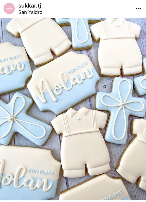 Christening Cookies Boy, Boy Baptism Cookies, Baptism Cookies, Icing Ideas, Baby Boy Baptism, Boy Baptism, Baptism Favors, Cookie Ideas, Icing Cookies