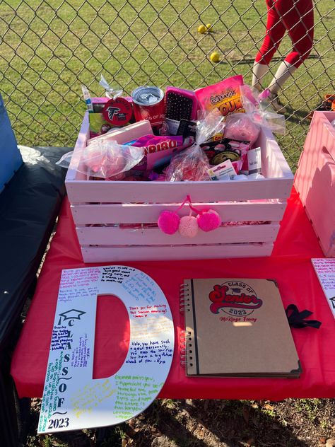 Senior Night Gifts Basket, Gift Basket Senior Night, Basket For Senior Night, Tennis Gift Basket Ideas, Senior Night Gift Basket Ideas Cheerleading, Girls Senior Night Gifts, Senior Night Gifts Soccer Baskets, Senior Day Baskets, Secret Senior Gift Ideas