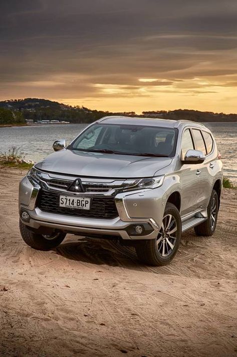 Pajero Sport Wallpaper, Mitsubishi Pajero Sport, Glitch Wallpaper, Dual Clutch Transmission, Pajero Sport, Sports Aesthetic, Sports Wallpapers, Mitsubishi Pajero, Buyers Guide