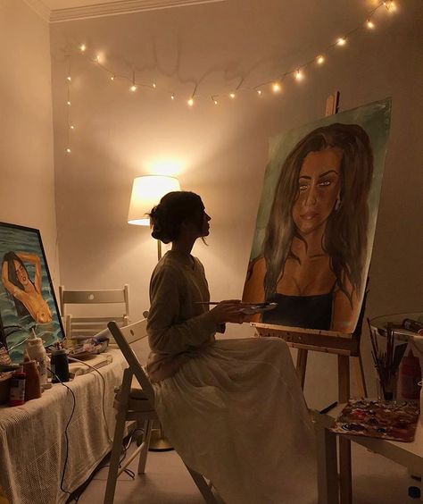 DANIELLA JONES on Instagram: “working on my new self portrait 🕯” Black Canvas Paintings, Acrylic Painting Ideas, Art Gallery Interior, Canvas For Beginners, Shotting Photo, Canvas Drawings, Easy Canvas Painting, Artist Aesthetic, Acrylic Painting For Beginners