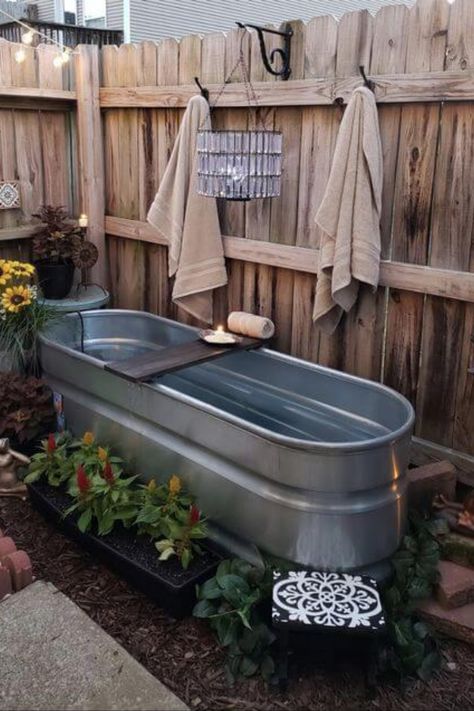 20 Astound DIY Water Trough Projects Outside Soaking Tub, Bathtub Hot Tub, Backyard Soaking Tub, Stock Tank Soaking Tub, Stock Tank Outdoor Bathtub, Diy Outdoor Bathtub Ideas, Outdoor Soaking Tub Backyard, Outside Tub Ideas, Outdoor Tub Ideas Backyard