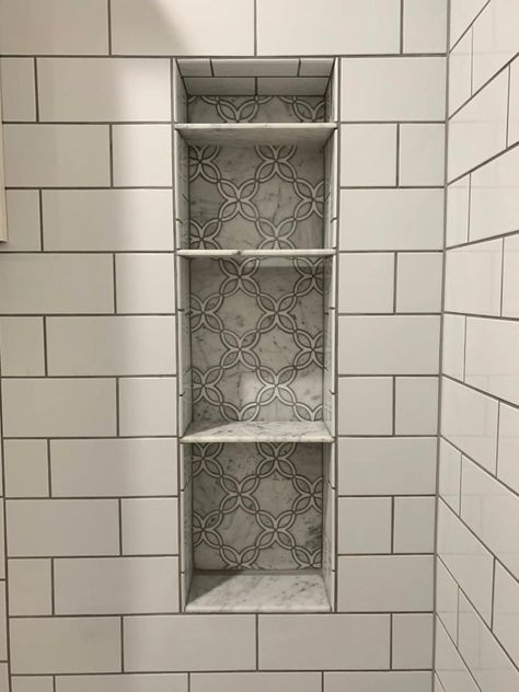 How to Design a Shower Niche - Art Tile & Renovation Shower Niche Tile Ideas, Shower Niche Design, Shower Niche Ideas, Tile Shower Niche, Wet Room Bathroom, Bathroom Niche, Tile Renovation, Custom Tile Shower, Niche Ideas