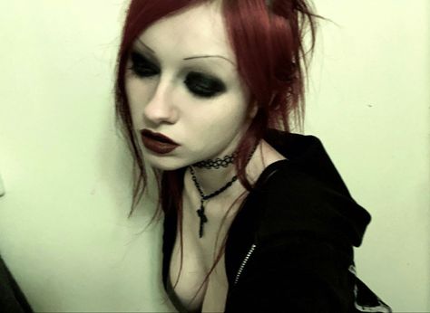 Mall Goth Makeup, Crystal Castles, Goth Hair, Swag Makeup, Mall Goth, Emo Makeup, Gothic Makeup, Goth Makeup, Dark Makeup