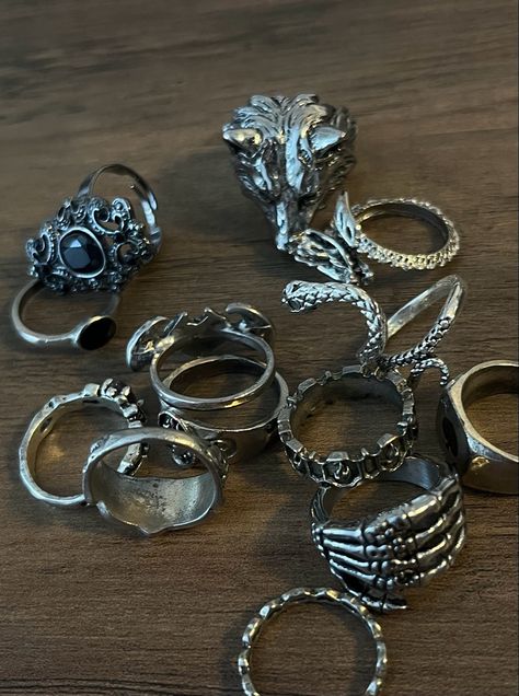 Goth Silver Rings, Grungy Silver Jewelry, Emo Rings Aesthetic, Rings Silver Chunky, Silver Goth Rings, Chunky Silver Rings Grunge, Bulky Rings Aesthetic, Masc Lesbian Rings Aesthetic, Silver Jewellery Rings