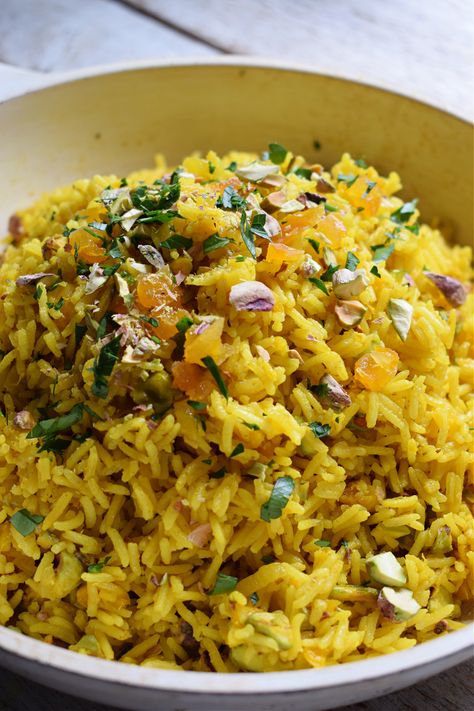 Moroccan Style Pilaf Rice - Julia's Cuisine Cold Orzo Salad, Orzo Salad With Chicken, Orzo Salad Dressing, Orzo Salad Recipes Cold, Moroccan Rice, Chicken Orzo Salad, Pilaf Rice, Rice Dishes Recipes, Rice Side Dish Recipes