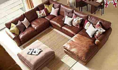 Vintage leather corner sofa Brown Couches, Sofa Kulit, Contemporary Leather Sofa, Brown Sofa Living Room, Living Room Brown, Brown Couch Living Room, Vintage Corner, Furnitur Ruang Keluarga, Corner Seating