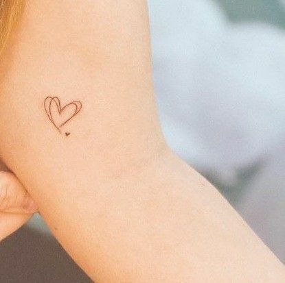 Heart And Feather Tattoo, Little Heart Tattoos For Women, Heart Wrist Tattoos For Women, Mini Tattoos Heart, Small Heart Tattoo On Wrist, Small Heart Tattoos For Women, Hearts Tattoos For Women, Dainty Heart Tattoo, Tiny Mother Daughter Tattoos