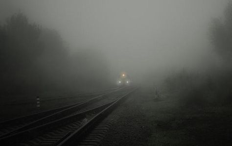 The Louis Ghost Train & Light, Saskatchewan, Canada - Mysterioustrip Railroad Lights, Lumiere Photo, Train Light, Runaway Train, Train Tracks, Stonehenge, Uttar Pradesh, Public Domain Images, Horror Stories