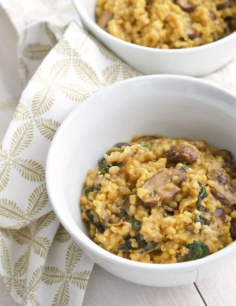 Whole Grain Risotto with Spinach and Mushrooms - Dairy free, gluten free and delicious! Daniel Diet Food List, Vegetable Rice Soup, Daniel Fast Diet, Whole Plant Based Diet, Daniel Fast Meal Plan, Whole Grain Rice, Buffalo Cauliflower Bites, Daniel Fast Recipes, Homemade Sauce Recipes