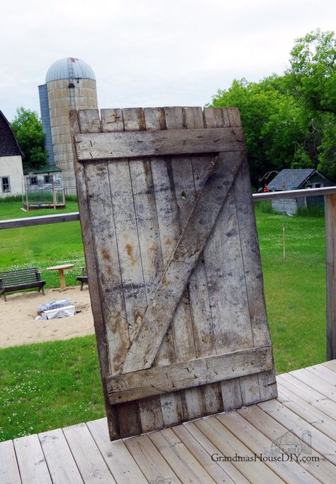 Barn Door Tables, Door Dining Table, Barn Door Projects, Deck Wood, Barn Table, Outdoor Eating Area, Old Barn Doors, Door Table, Building A Barn Door