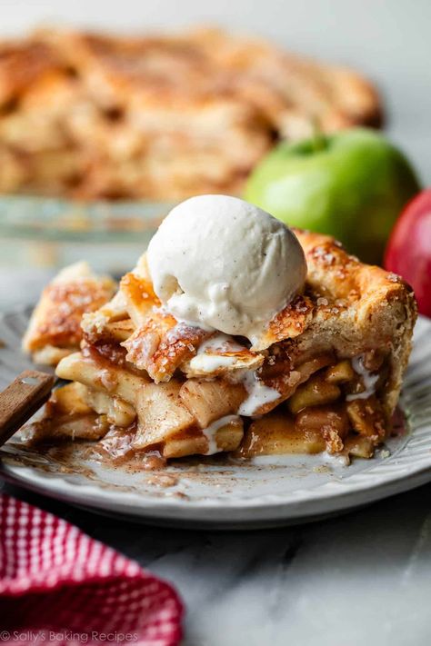 Favorite Apple Pie Recipe Classic Apple Pie Recipe, Deep Dish Apple Pie, Best Apples For Baking, Salted Caramel Apple Pie, Best Apple Pie, Classic Apple Pie, Sally's Baking, Apple Pie Recipe, Caramel Apple Pie