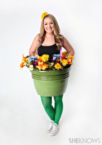 Flower Pot Costume, Flower Costume Diy, Ice Cream Cone Costume, Flower Costumes, Bee Costumes, Costume Fleur, Dora The Explorer Images, Cupcake Costume, Quick Costumes