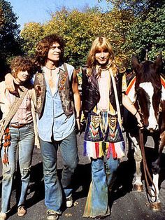 hippies 60s Fashion Hippie, Woodstock Hippies, Hippies 1960s, 70s Mode, Hippy Fashion, Hippie Men, 1960s Hippie, Moda Rock, 60s Hippie