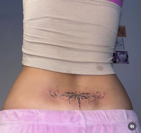 Small Tattoo Lower Back, Lower Back Flower Tattoos For Women, Hip Tattoos Flowers, Hip Tatoos Woman, Hip Tattoo Butterfly, Flower Lower Back Tattoo, Lower Back Flower Tattoo, Unique Rib Tattoo, Butterfly Tattoo Hip