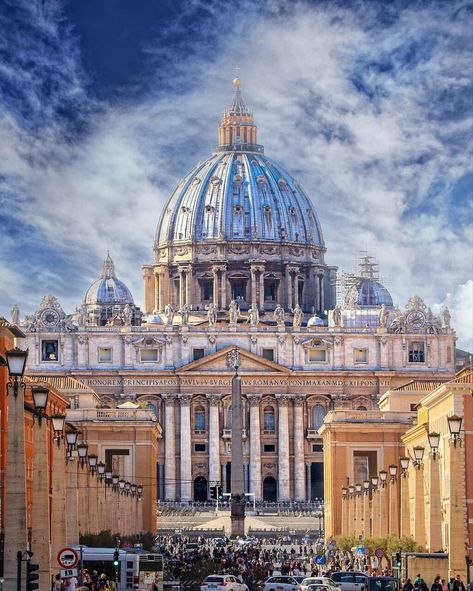 Saint Peter’s Basilica, St. Peter’s Basilica, Italy Tourism, St Peters Basilica, Rome City, Places In Italy, San Francesco, St Peter, Rome Travel