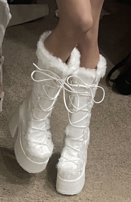 Demonia Fluffy Boots, White Platforms Aesthetic, Long Fuzzy Boots, Demonia Snow Boots, Cute Boots Fur, Fur White Boots, Fluffy White Demonia Boots, Coquette Snow Boots, White Fluffy Demonia Boots