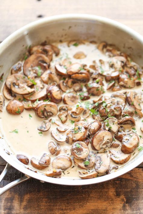 Easy Creamy Mushrooms - The easiest, creamiest mushrooms you will ever have - it's so good, you'll want to skip the main dish and make this a meal instead! Creamy Garlic Mushrooms, Easy Vegetable Side Dishes, Sautéed Mushrooms, Creamy Mushroom Sauce, Creamy Mushrooms, Vegetable Sides, Stuffed Shells, Veggie Dishes, Mushroom Recipes