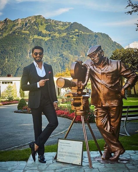 The Icon...Yash Chopra  Legendary Son of the Soil... Brought glory to Indian… Yash Chopra, Switzerland Tourism, Beautiful Kittens, Celebrity Magazines, Blockbuster Film, Tourist Office, Interlaken, Iphone Wallpaper Quotes Love, Ranveer Singh