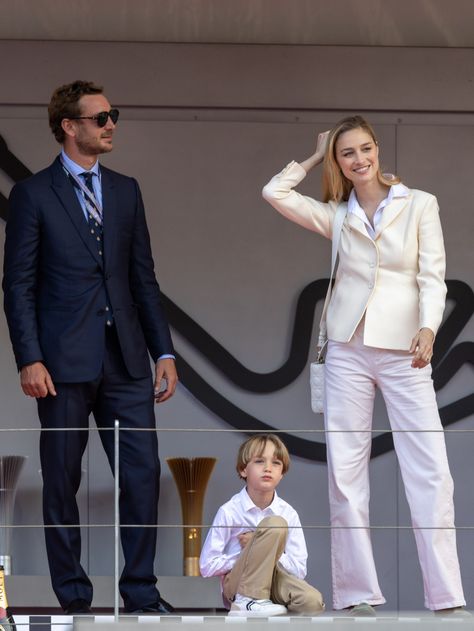 Rich Mom Energy, Royal Family Fashion, Rich Mom, Blazer Outfits Men, Beatrice Borromeo, 5 September, Kate And Meghan, Wealthy Women, Practice Outfits