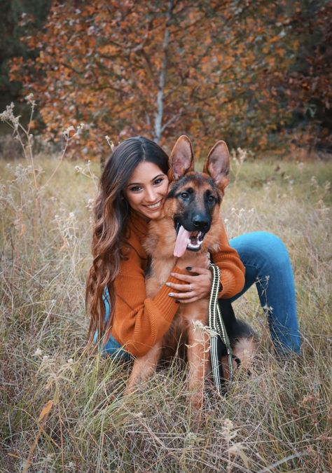 German Shepard Photoshoot, Fall Dog Photoshoot With Owner, Pictures With Dogs Ideas, Whiskey Photoshoot, Dog And Owner Photography, Dog Owner Photoshoot, Dogs Photoshoot, Pictures With Dogs, Pet Photography Poses