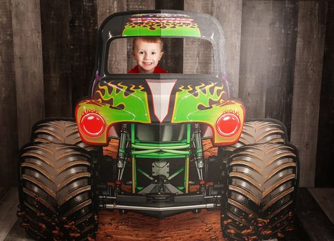 Monster truck photo shoot Monster Jam Photo Shoot, Monster Truck Photo Shoot, Monster Truck Photo Booth, Monster Truck Theme Birthday Party, Festa Monster Truck, Monster Jam Birthday Party, Monster Jam Birthday, Monster Jam Party, Monster Truck Theme