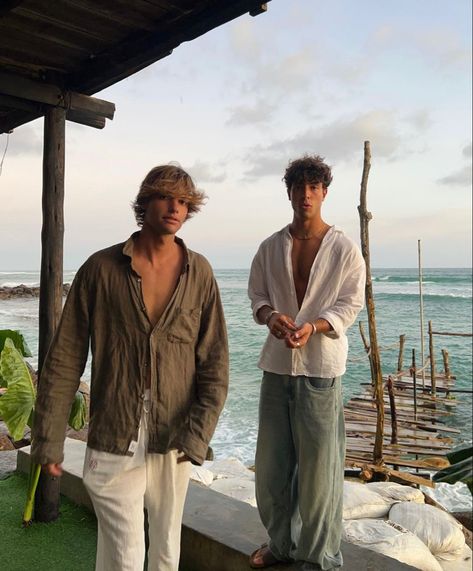 Men’s Fashion Inspiration Vacation Outfits Men, Travel Fits, Guys Trip, Greece Italy, Guy Fits, 여름 스타일, Beach Fits, Surfer Style, Guys Clothing Styles