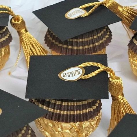 Norene Cox on Instagram: "Planning a graduation this year? Make these ￼FERRERO ROCHER GRADUATION CAPS! Directions here: https://partypinching.com/ferrero-rocher-graduation-caps/ #graduation @ferrerorocherusa" Ferrero Graduation Cap, Graduation Ferrero Rocher, Ferrero Rocher Graduation Cap, Caps Graduation, Graduation Desserts, Graduation Party Gifts, Instagram Planning, Grad Hat, Graduation Art