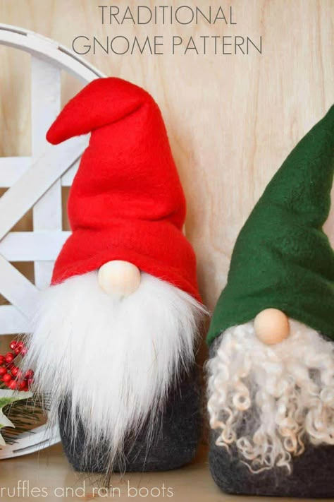 Use this free gnome pattern to create traditional gnomes for Christmas, the holidays, or to match any decor. This free pattern can be sewn or glued, making it versatile for any crafter. Create a gnome beard using faux fur, yarn, or even wool locks to change up the look of this DIY gnome. Get the free gnome pattern at Ruffles and Rain Boots. Free Gnome Patterns, Gnomes Beard Diy, Gnomes To Make, Diy Gnome Doll, Gnomes For Christmas, Christmas Knomes, Gnome Beard, Diy Beard, Diy Gnome