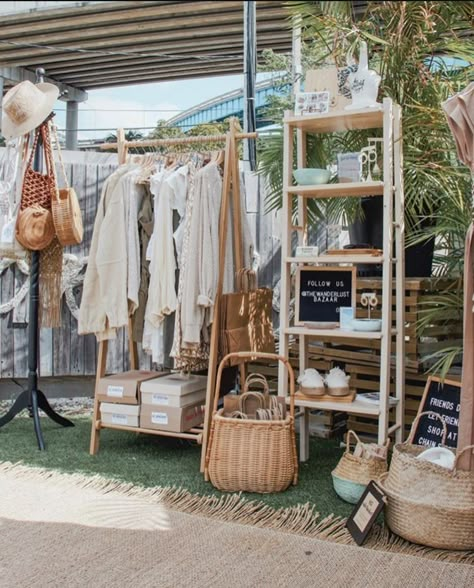 Pop Up Market Tent Display, Baby Boutique Table Display, Clothing Vendor Booths, Portable Booth Display, Boho Market Booth, Pop Up Booth Display Ideas Clothing, Bazaar Booth Ideas Clothes, Vendor Mall Booth Ideas, Clothing Pop Up Display